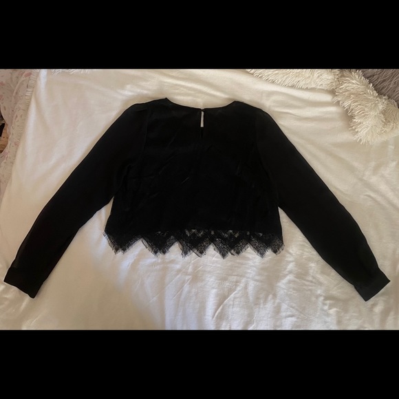 Long Sleeved Cropped Chiffon/Lace Top - Picture 2 of 3